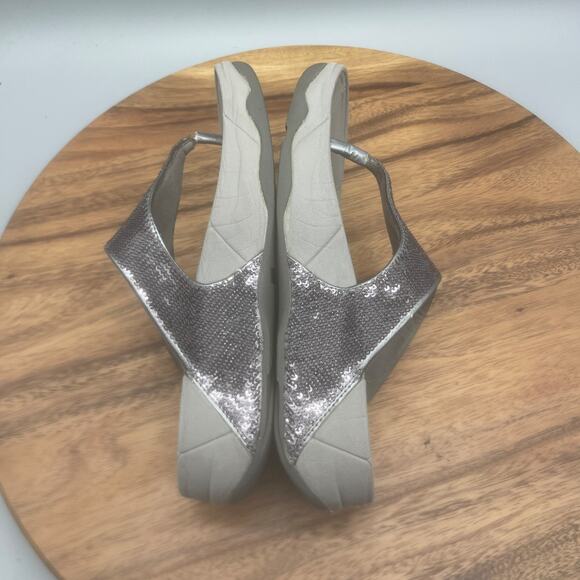 FitFlop Electra Classic Sandals Womens Size 6 Gray with Sequins Thong Beach - Picture 6 of 8